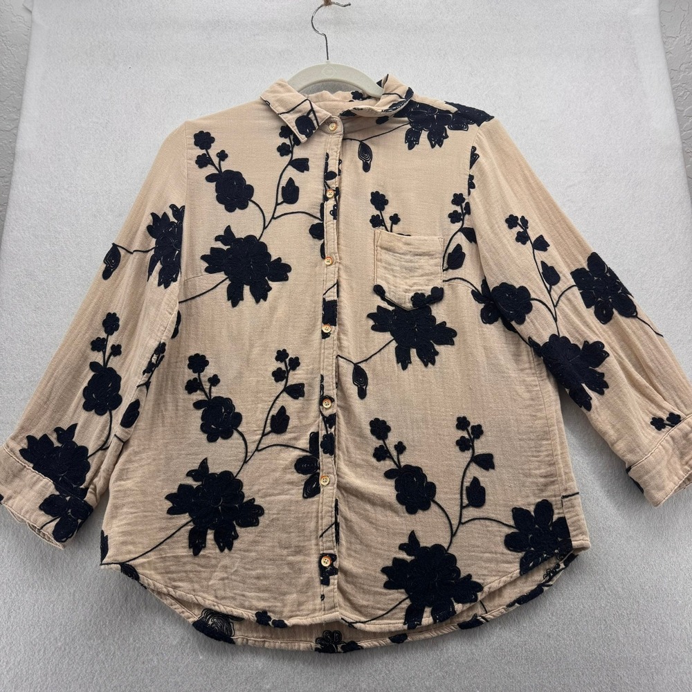 Isabella Sinclair Floral Embroidered Button Down Shirt Top Blouse‎ Small